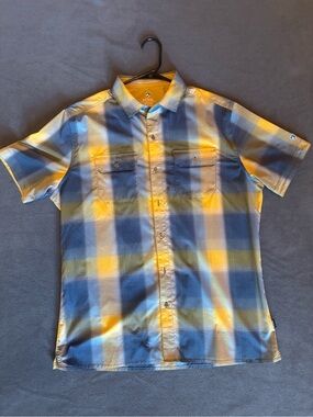 Kuhl Men's Short Sleeve Plaid Button-Down Shirt in Blue & gold medium EUC